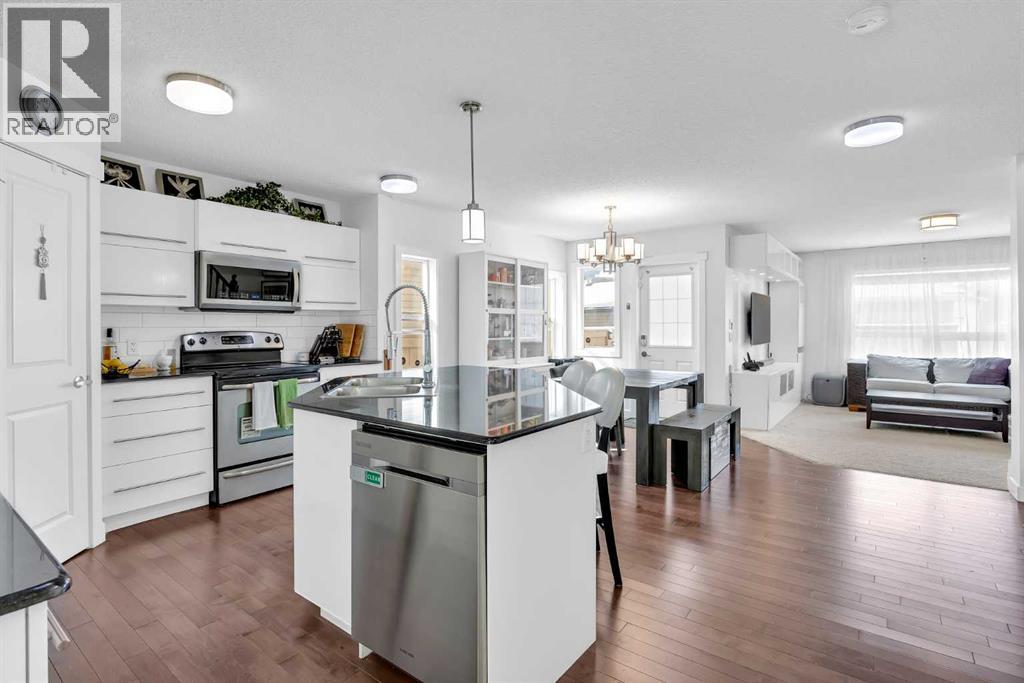 245 Skyview Ranch Way NE