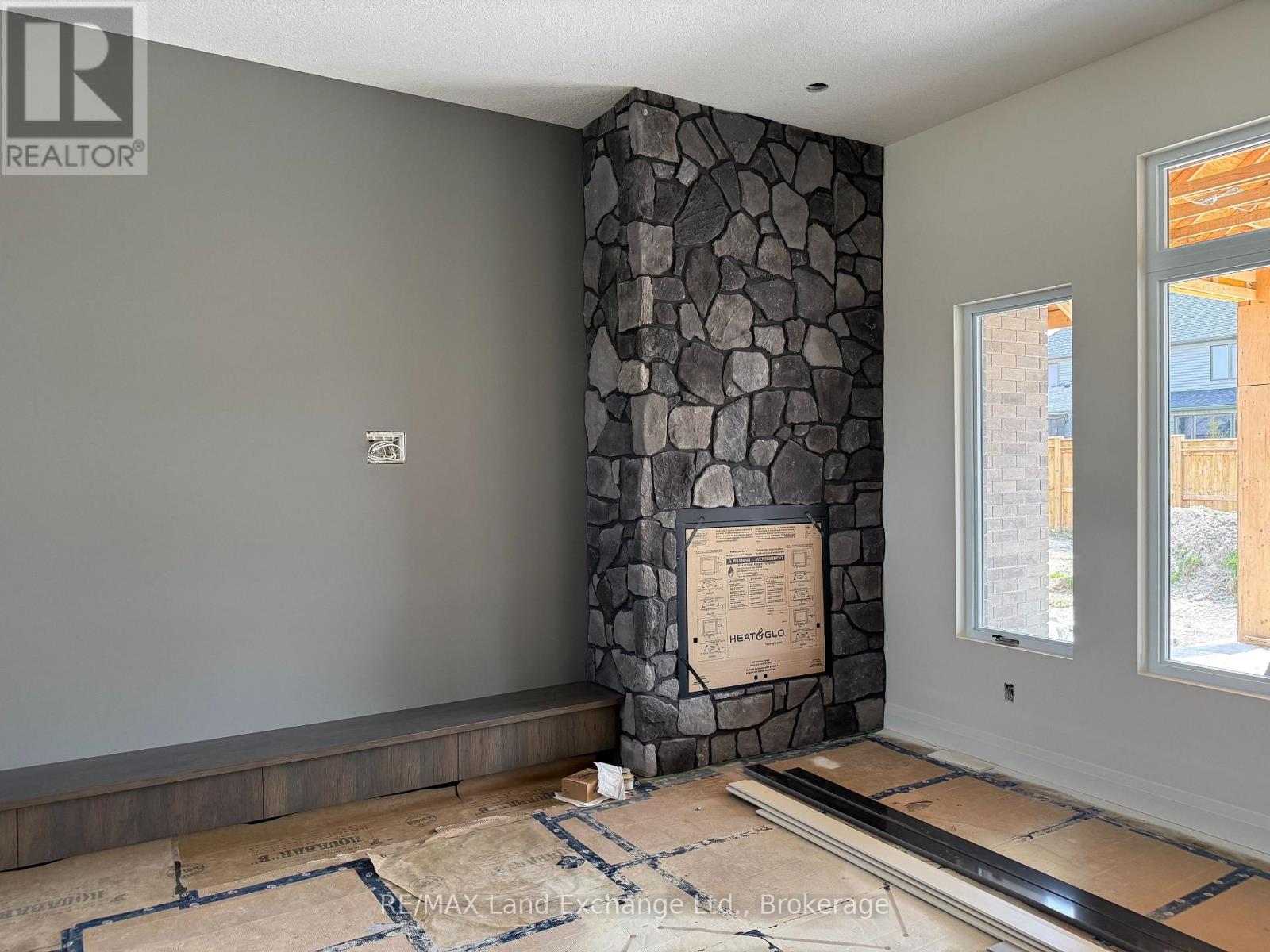 926 BOGDANOVIC WAY