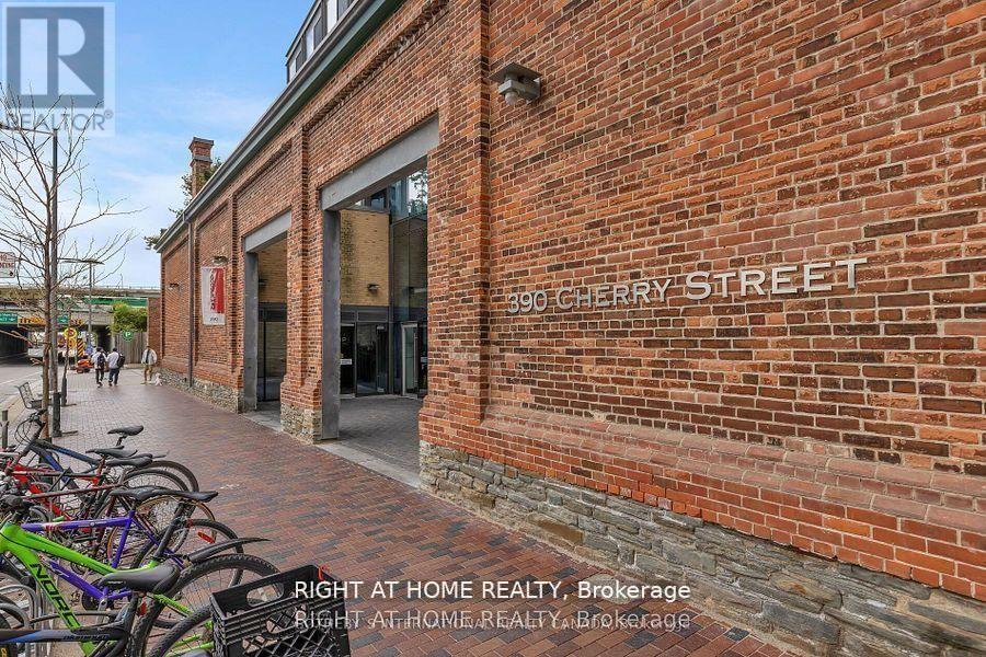 3201 - 390 CHERRY STREET