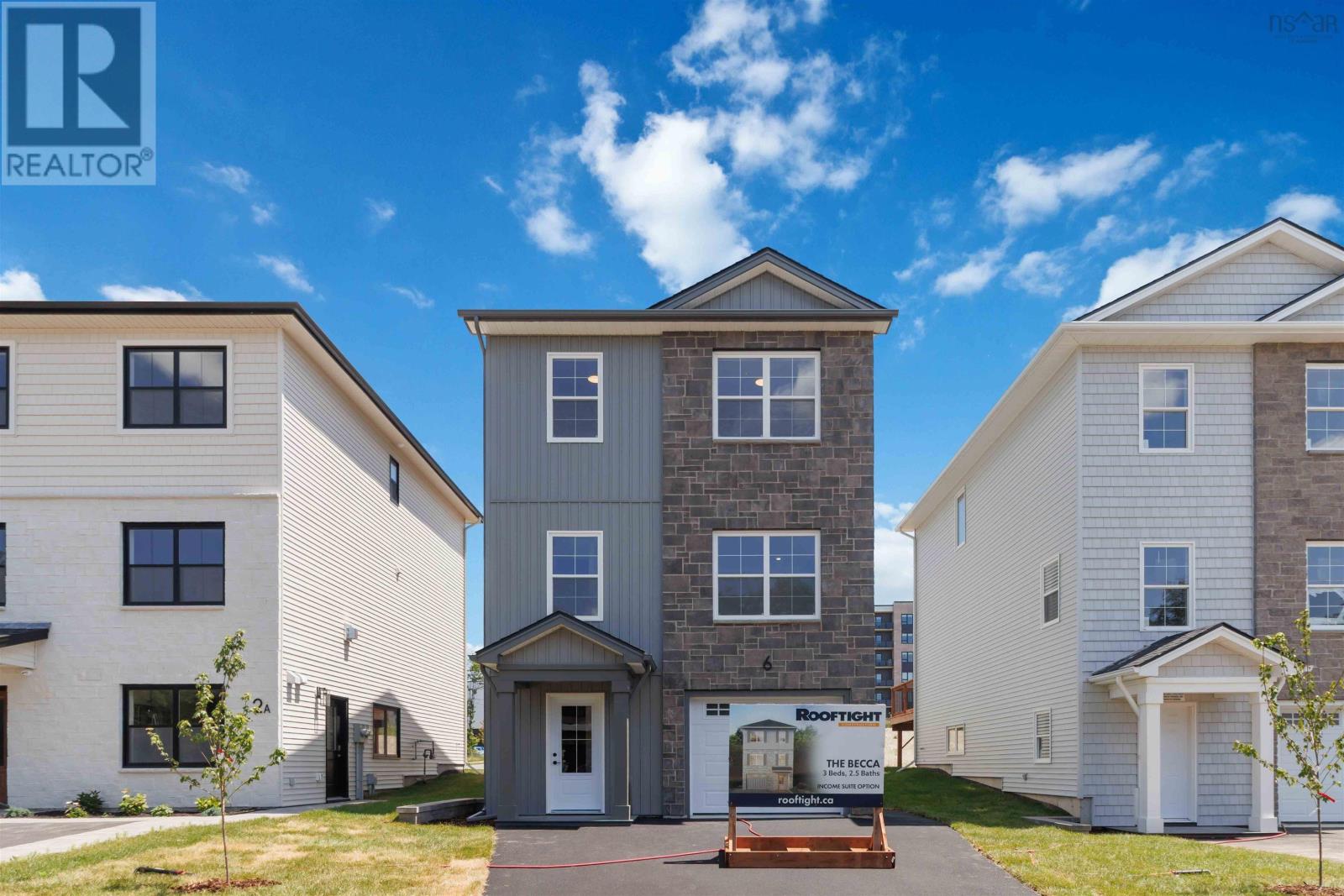 Photo 1 of 32 — PC-2 6 Pearlgarden Close Unit 2, Dartmouth, NS B2X0C2