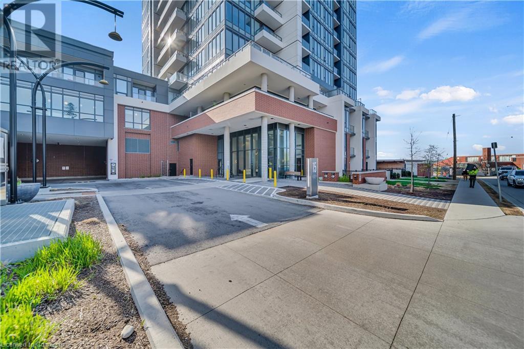 15 WELLINGTON Street S Unit# 2112