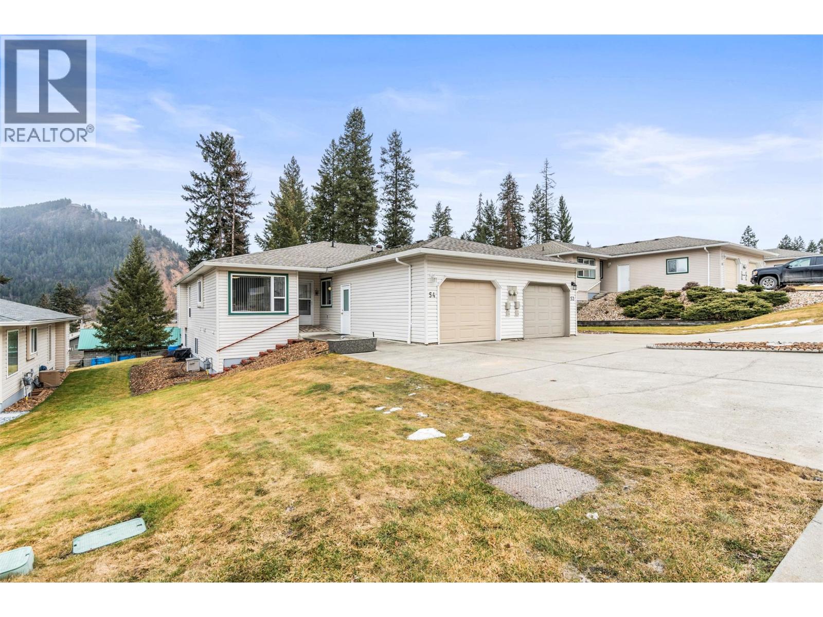 2675 Pine Avenue Unit# 54