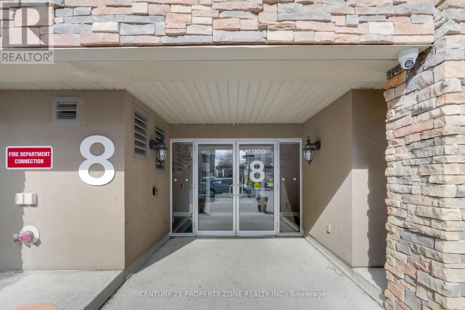 1401 - 8 DAYSPRING CIRCLE