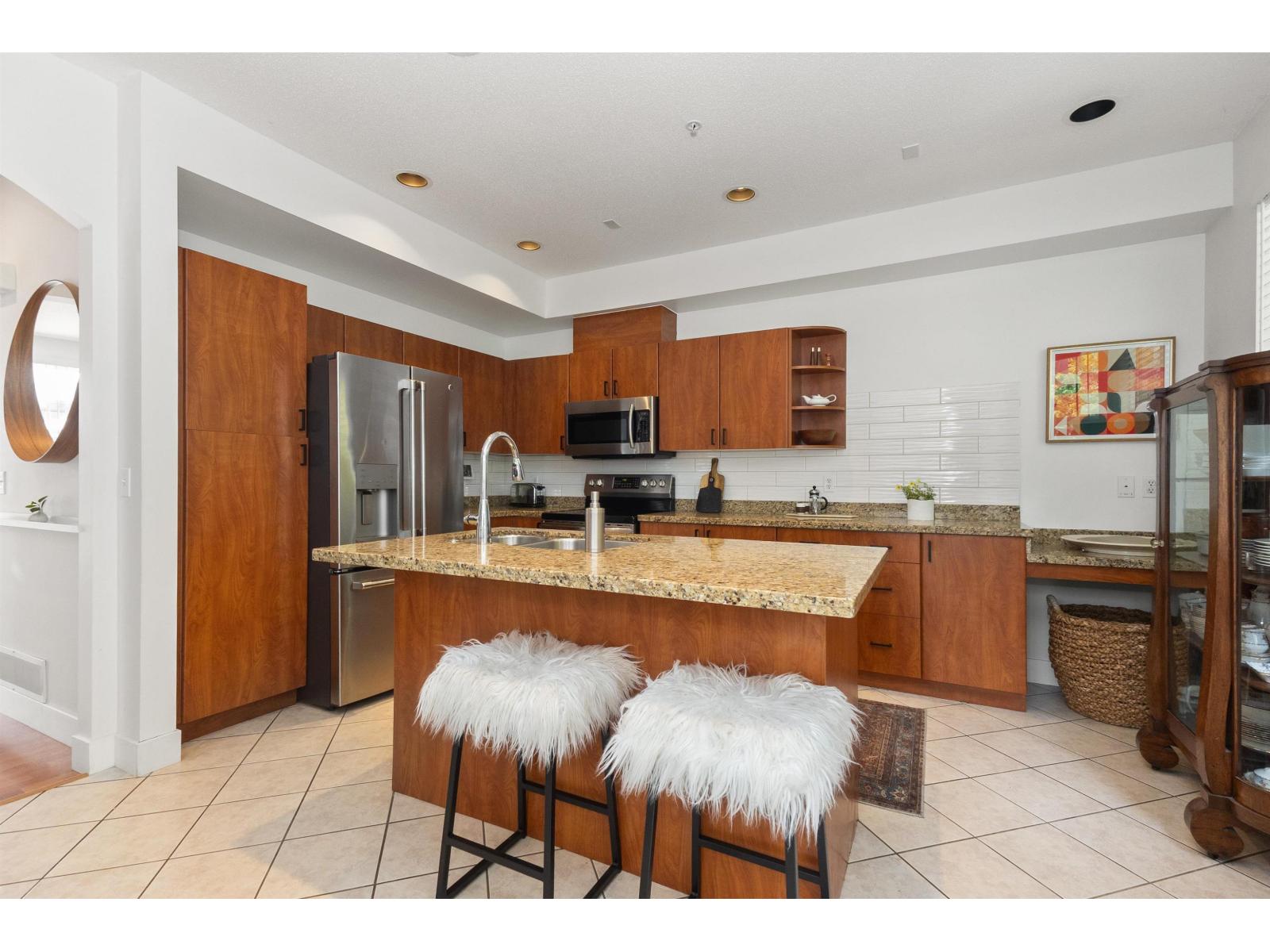 89 35287 OLD YALE ROAD