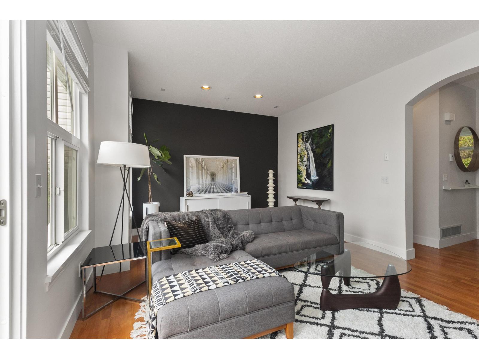 89 35287 OLD YALE ROAD