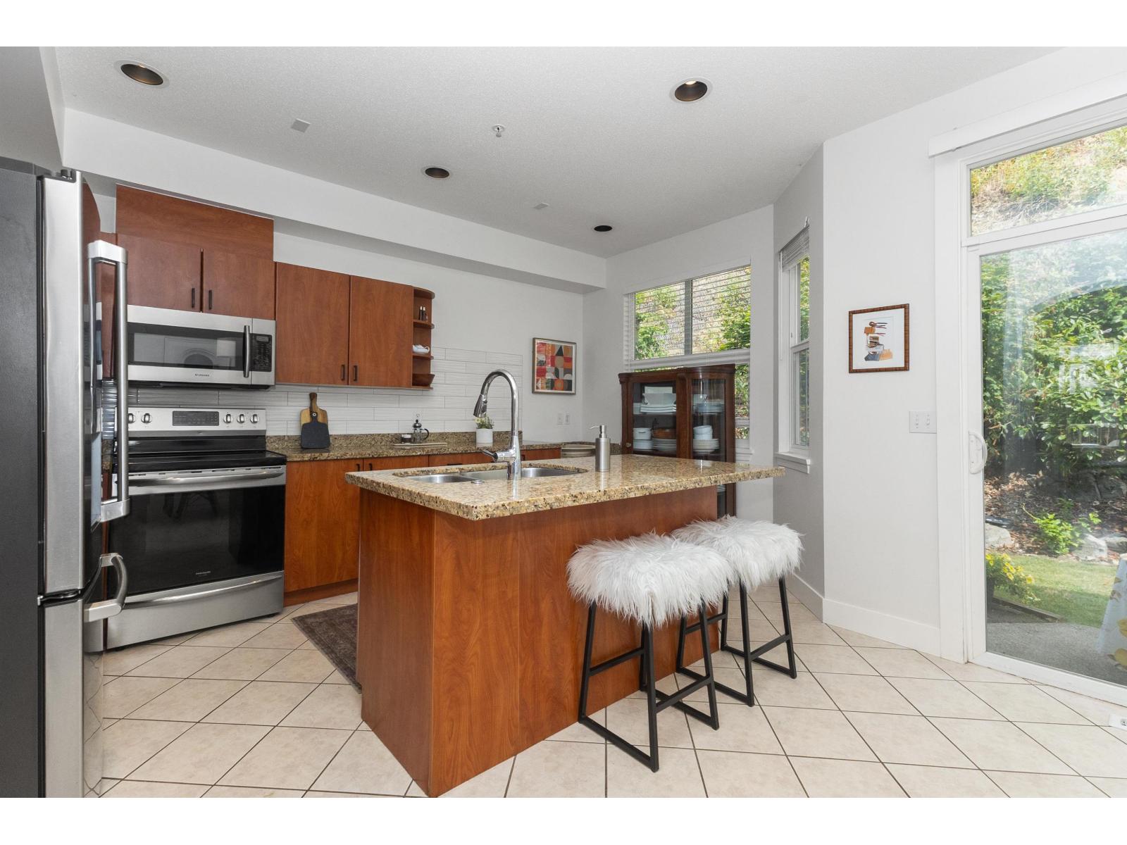 89 35287 OLD YALE ROAD