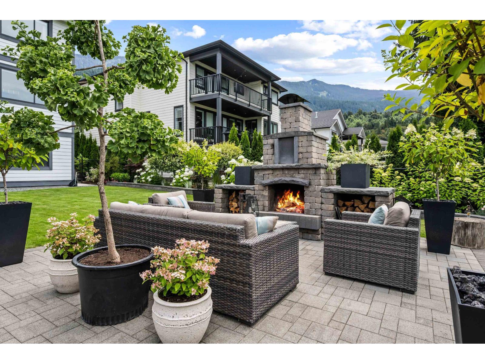 10031 MAGNOLIA PLACE|Rosedale