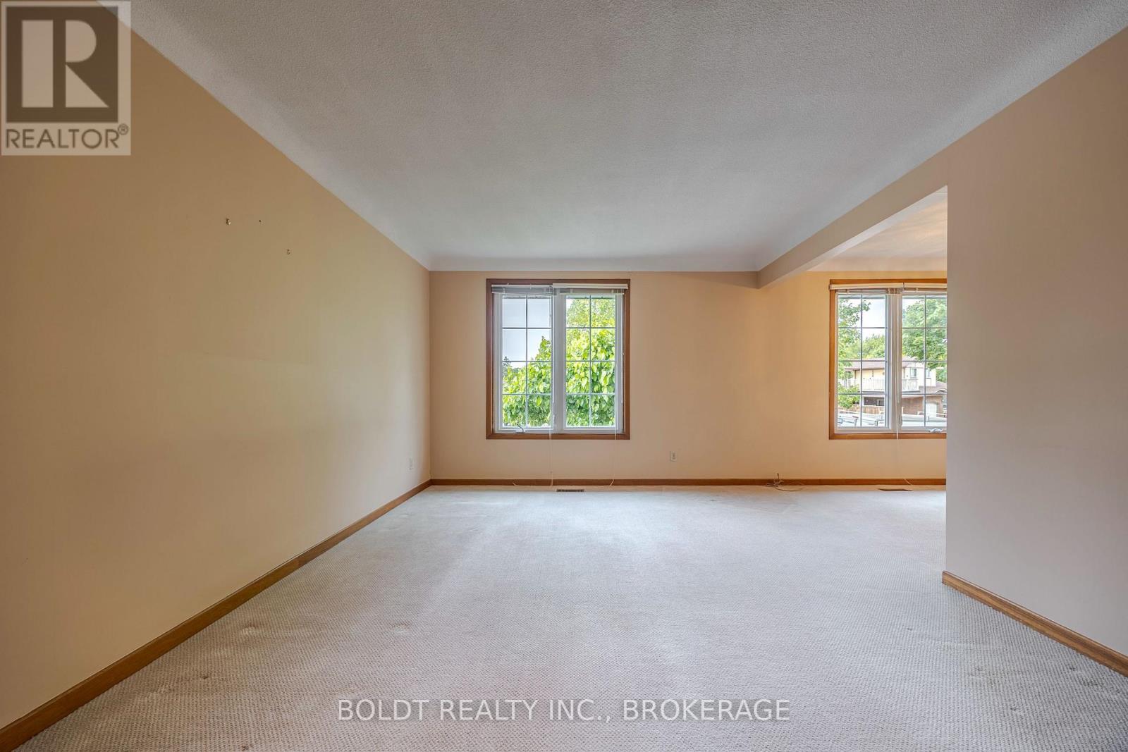 22 SHADE TREE CRESCENT