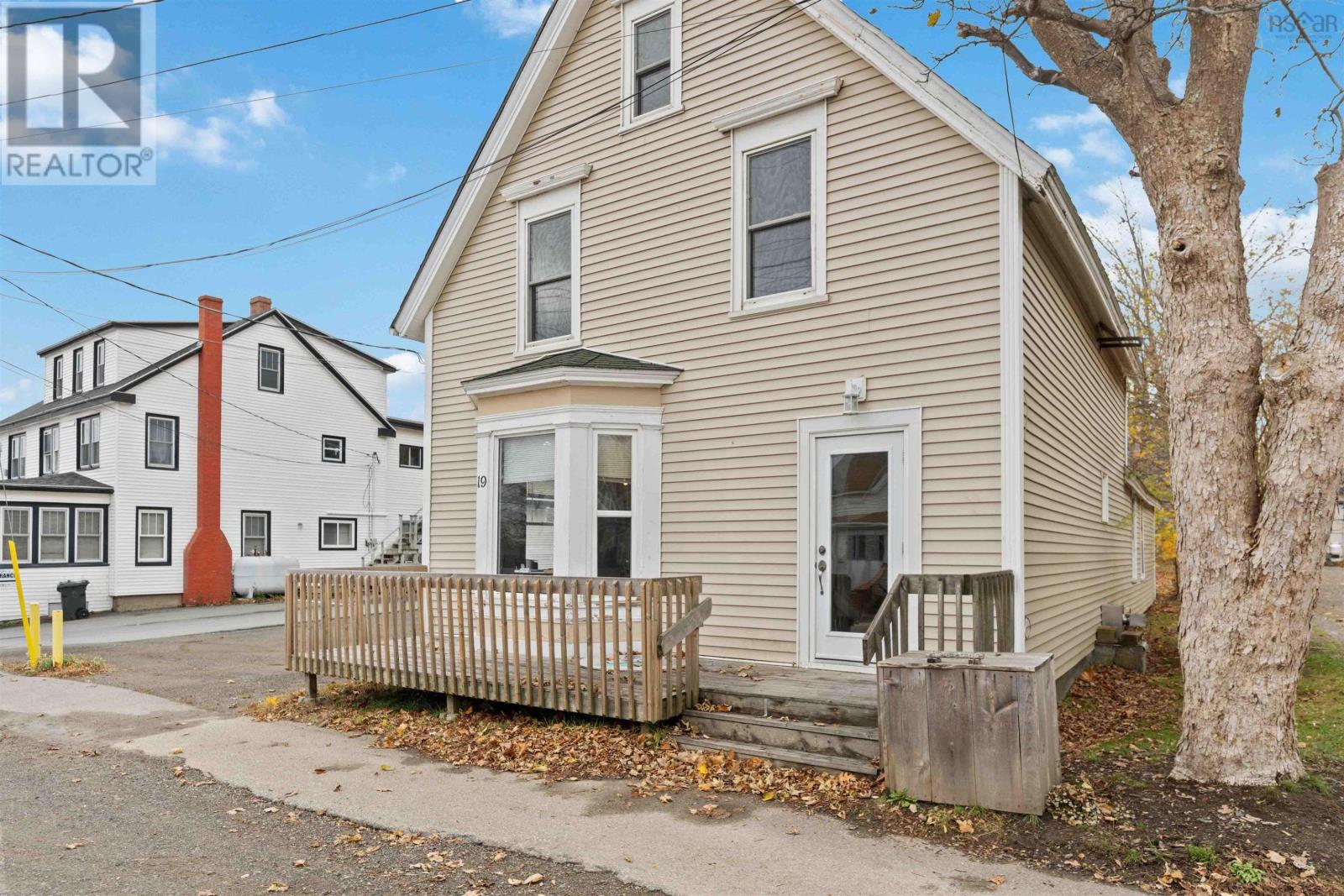 19 Birch Street - Photo 2