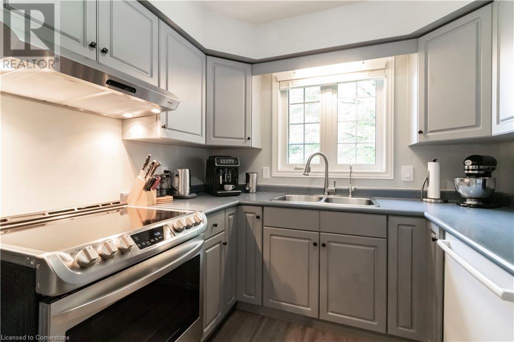 229 BAKER Street Unit# 3