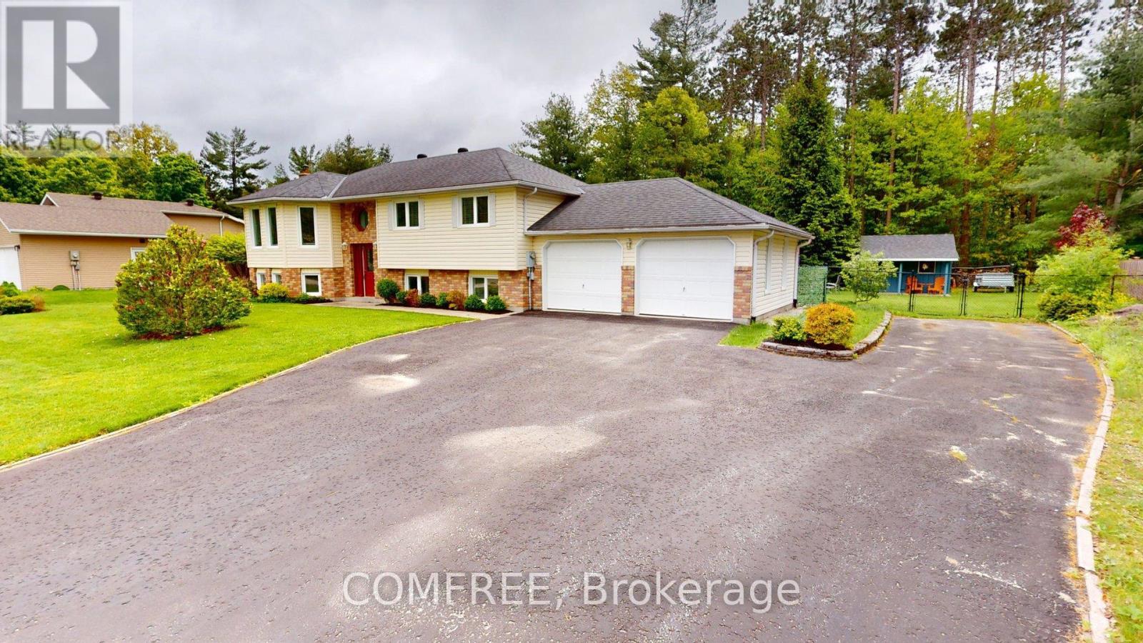 63 BAILEY CRESCENT