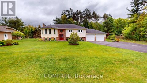 63 BAILEY CRESCENT Tiny (Wyevale) ON L0L2T0