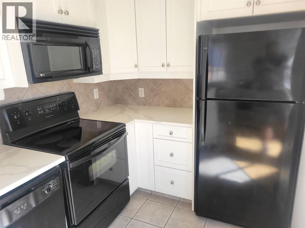 307, 323 18 Avenue SW