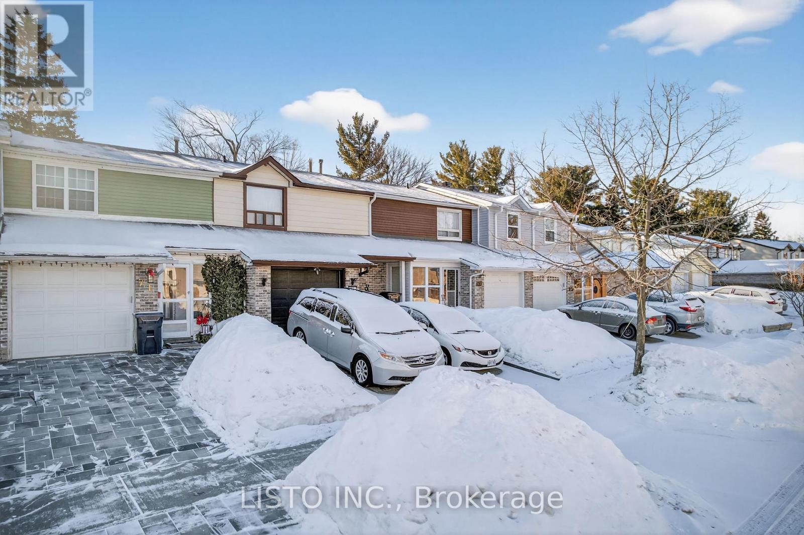 Photo 1 of 26 — 69 HORSELEY HILL DRIVE, Toronto (Malvern), ON M1B1W4