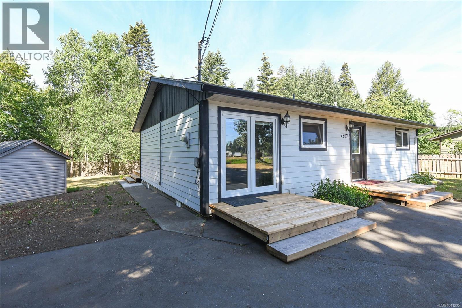 4857 Dundas Rd