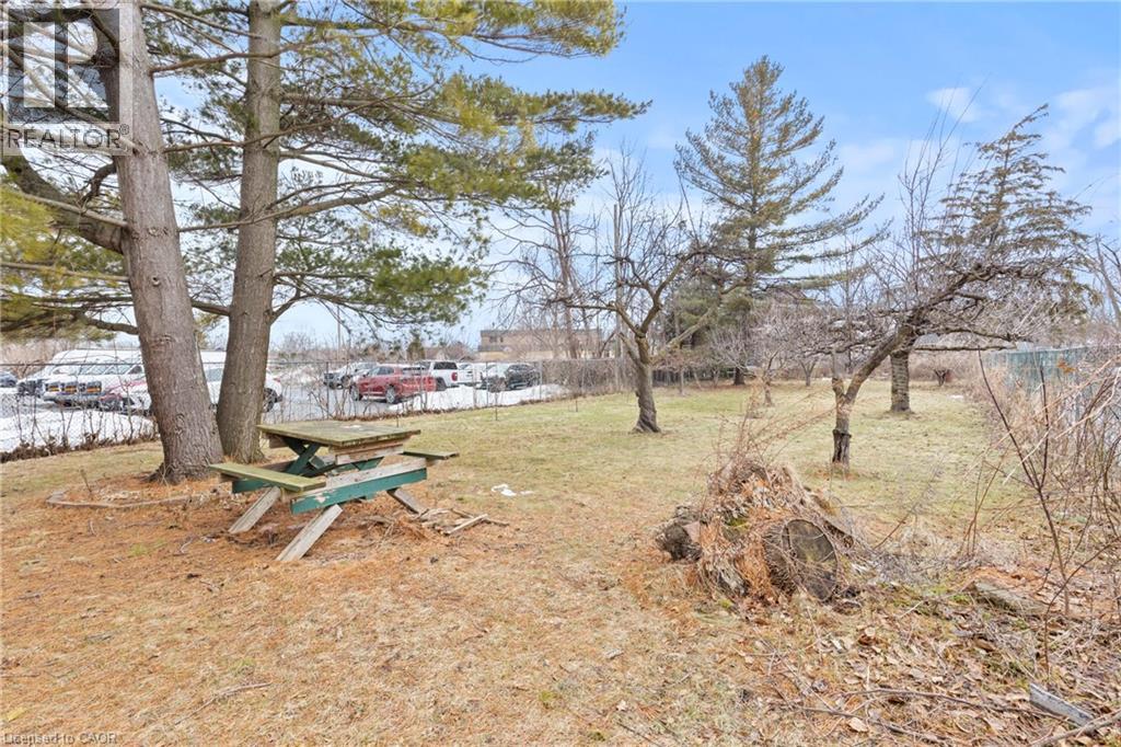 1530 NIAGARA STONE Road