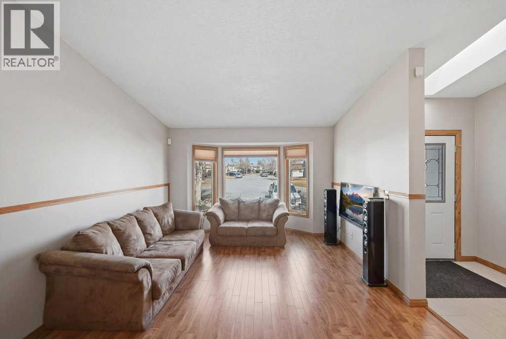 119 Macewan Meadow Way NW