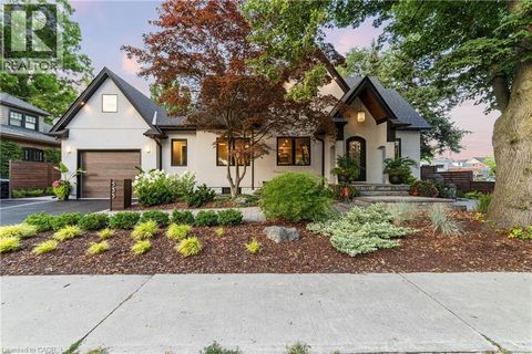 535 LOCUST Street Burlington ON L7S1V4