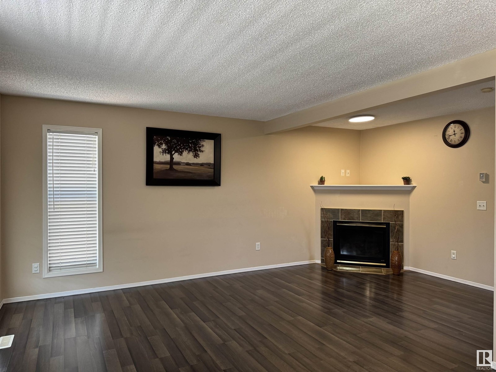 14004 156 AV NW