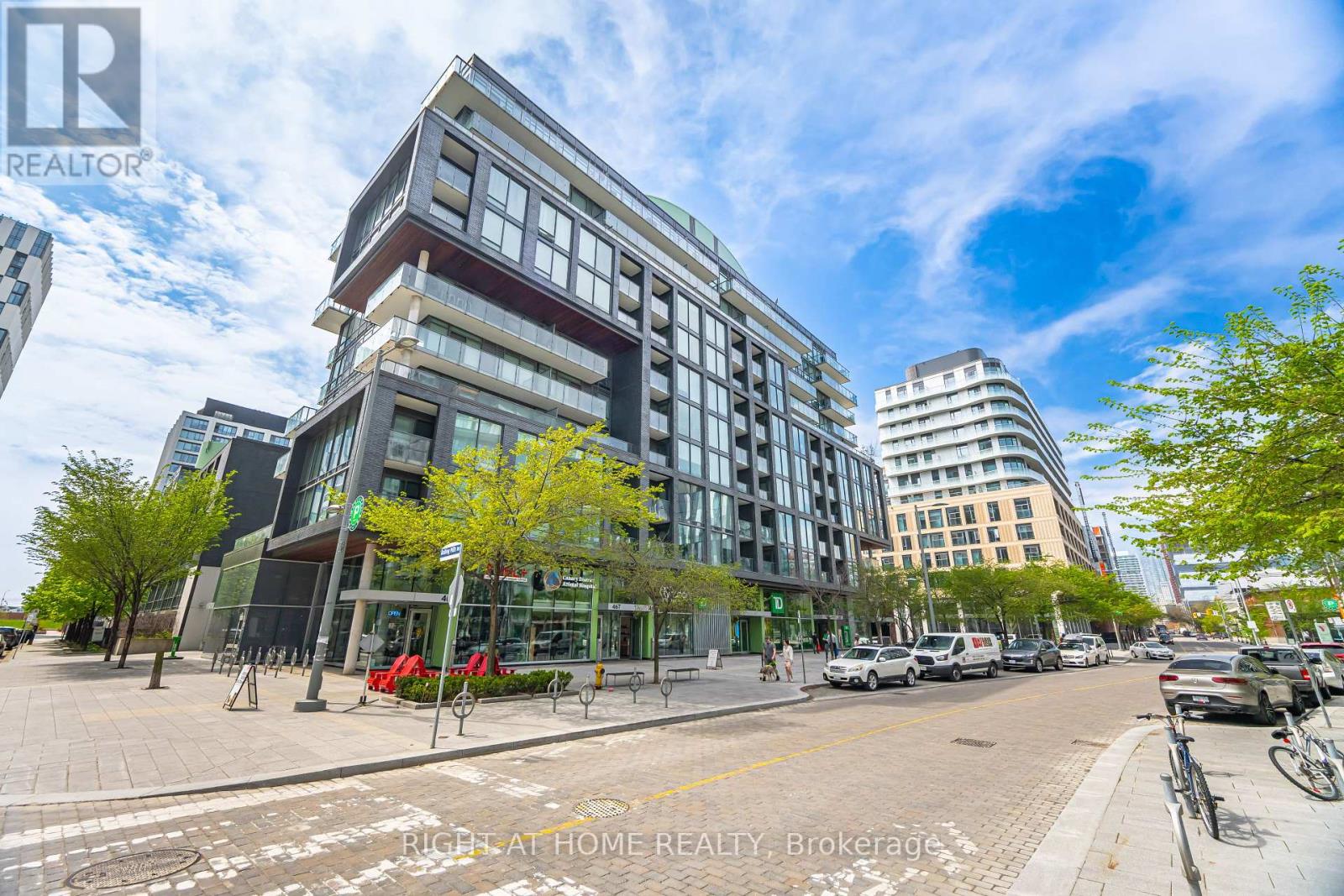 S419 - 455 FRONT STREET E