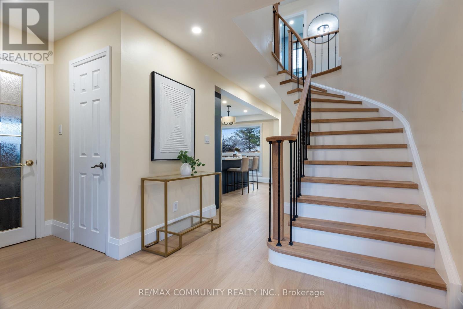 127 GLENVALLEY DRIVE