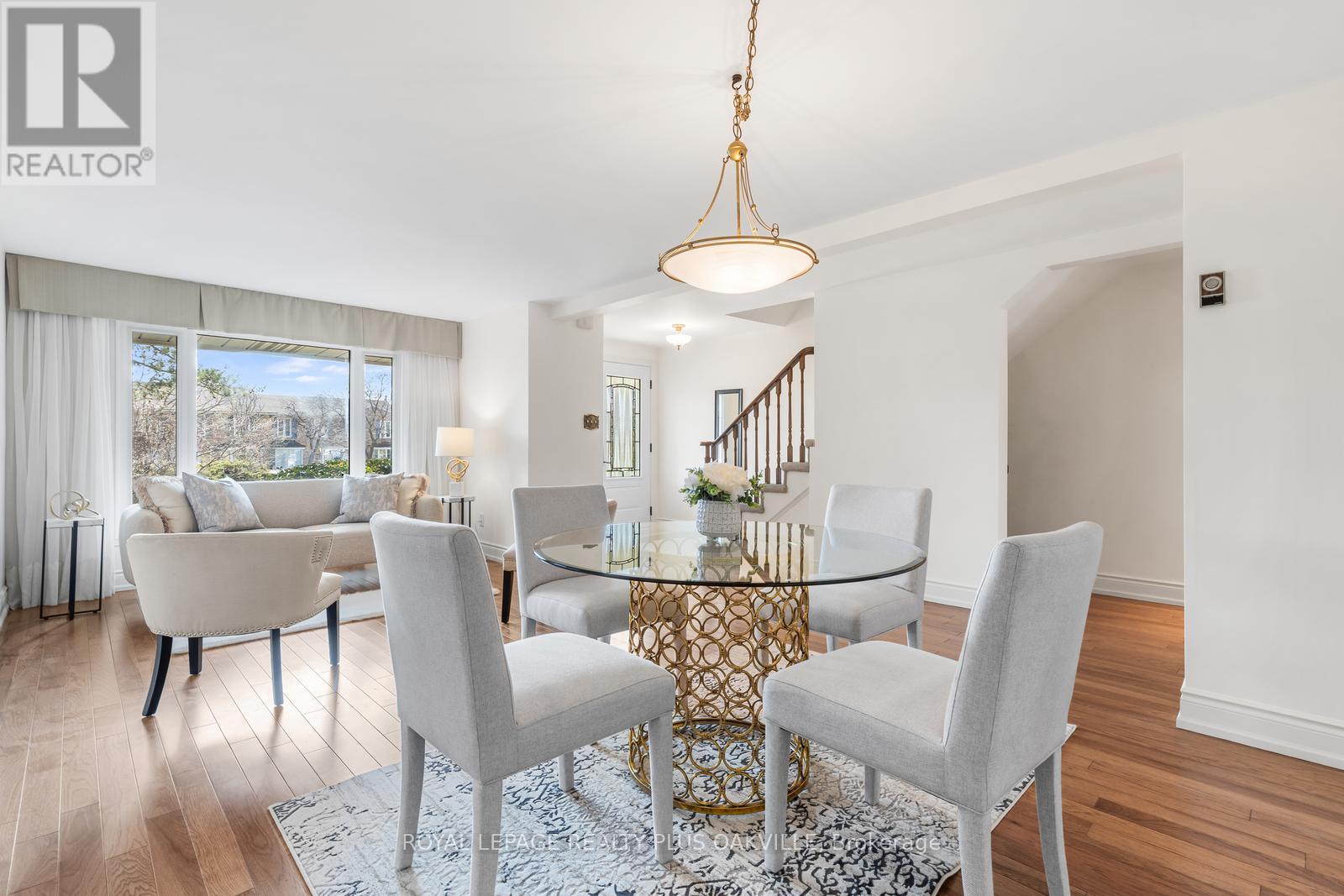 4 - 2066 BRANT STREET