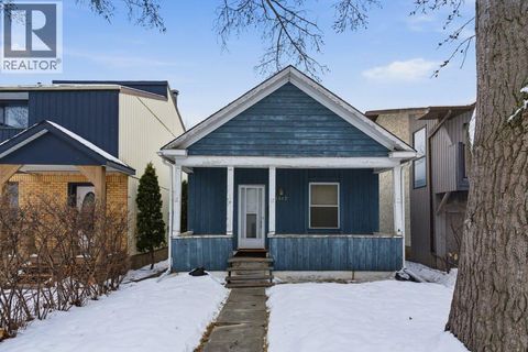 1517 19 Avenue NW Calgary AB T2M1A9