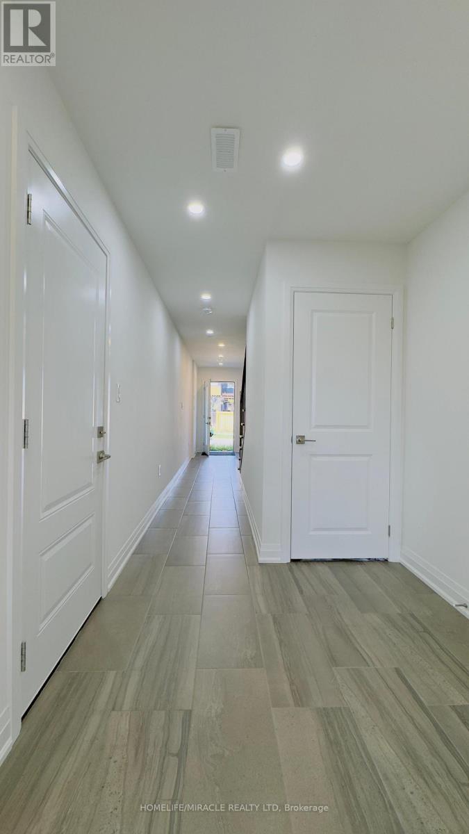 9 BRIAR COURT