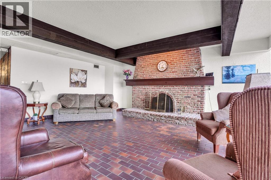 225 HARVARD Place Unit# 809