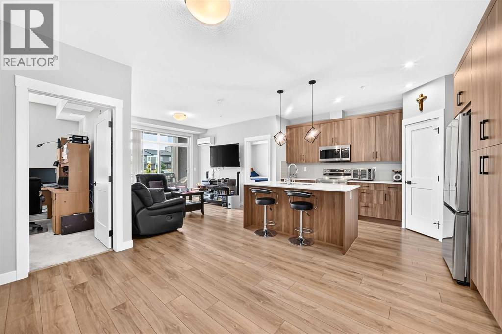 6106, 200 Seton Circle SE