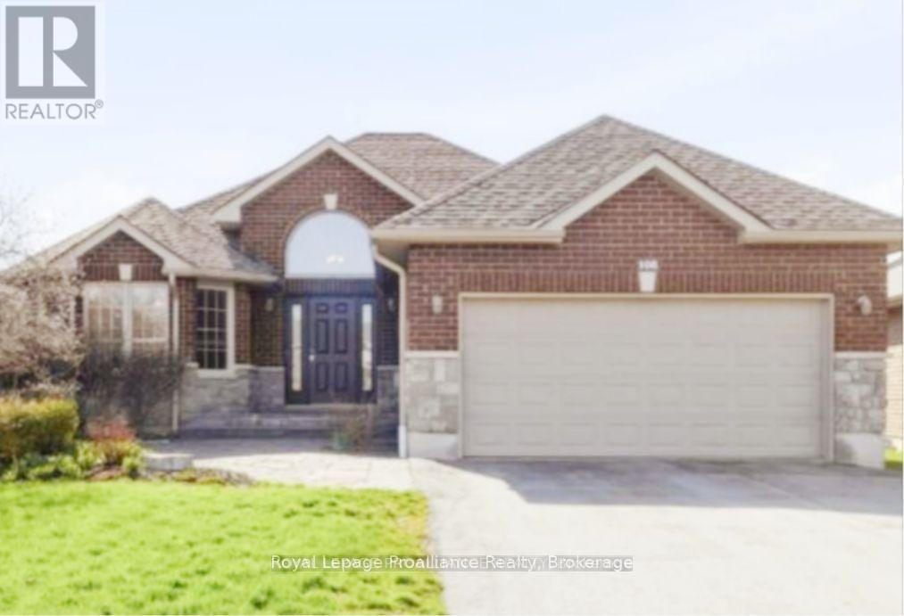Photo 1 of 48 — 108 PARKVIEW HEIGHTS, Quinte West (Murray Ward), ON K8V0A3