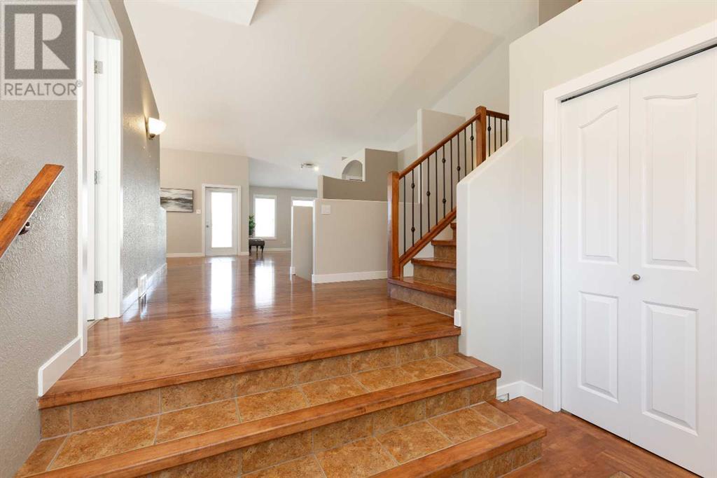 34 Rivermont Crescent W