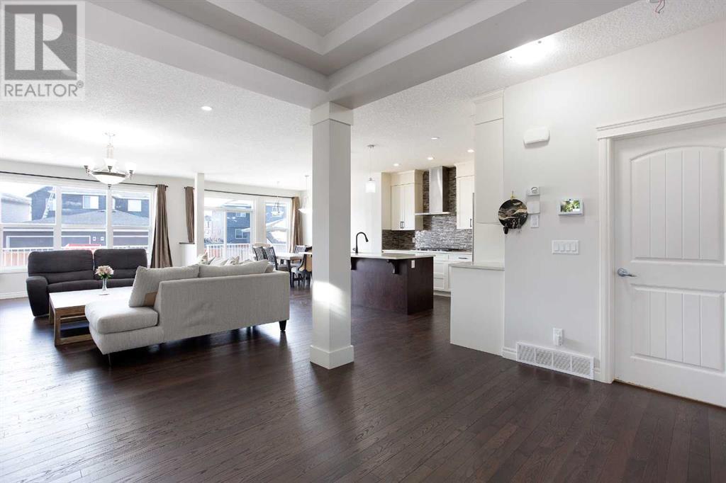 29 Redstone Link NE