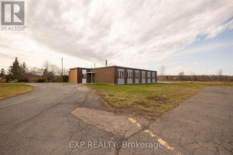581 CHERYL STREET South Stormont ON K6K1N5