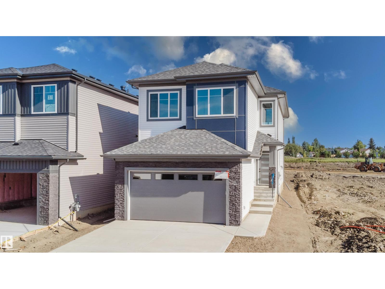 35 MEADOWGROVE LN