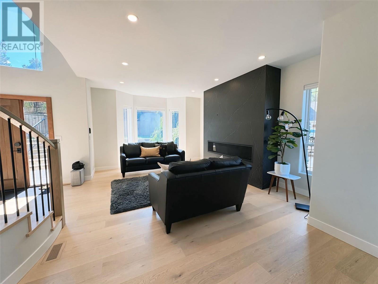 13980 Ponderosa Way