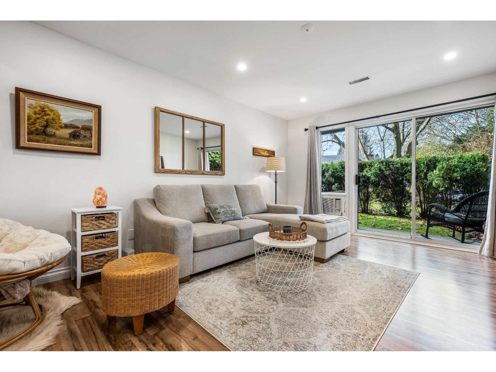 813 34909 OLD YALE ROAD