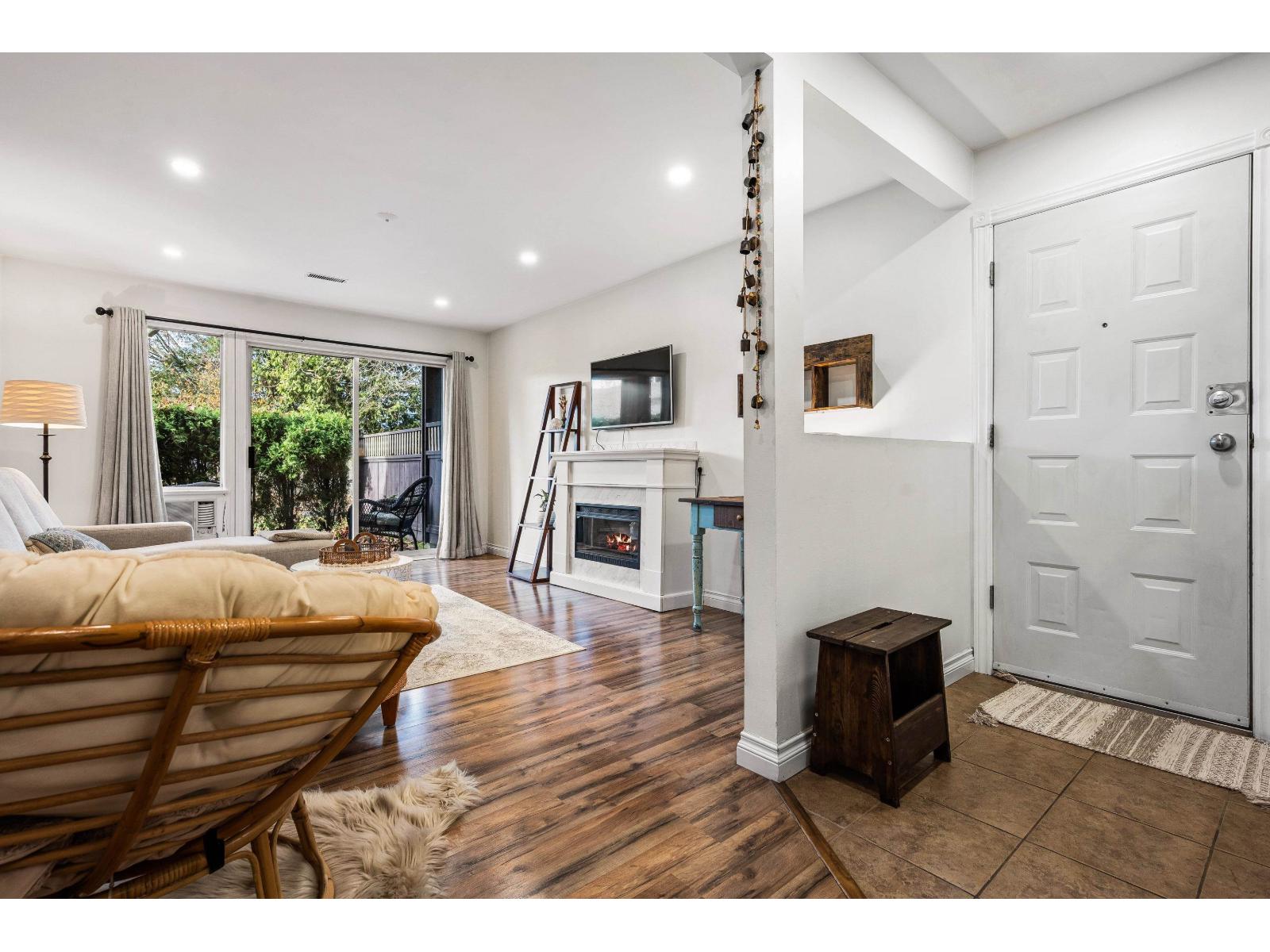 813 34909 OLD YALE ROAD