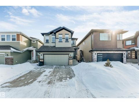2629 15A AV NW Edmonton AB T6T2T7