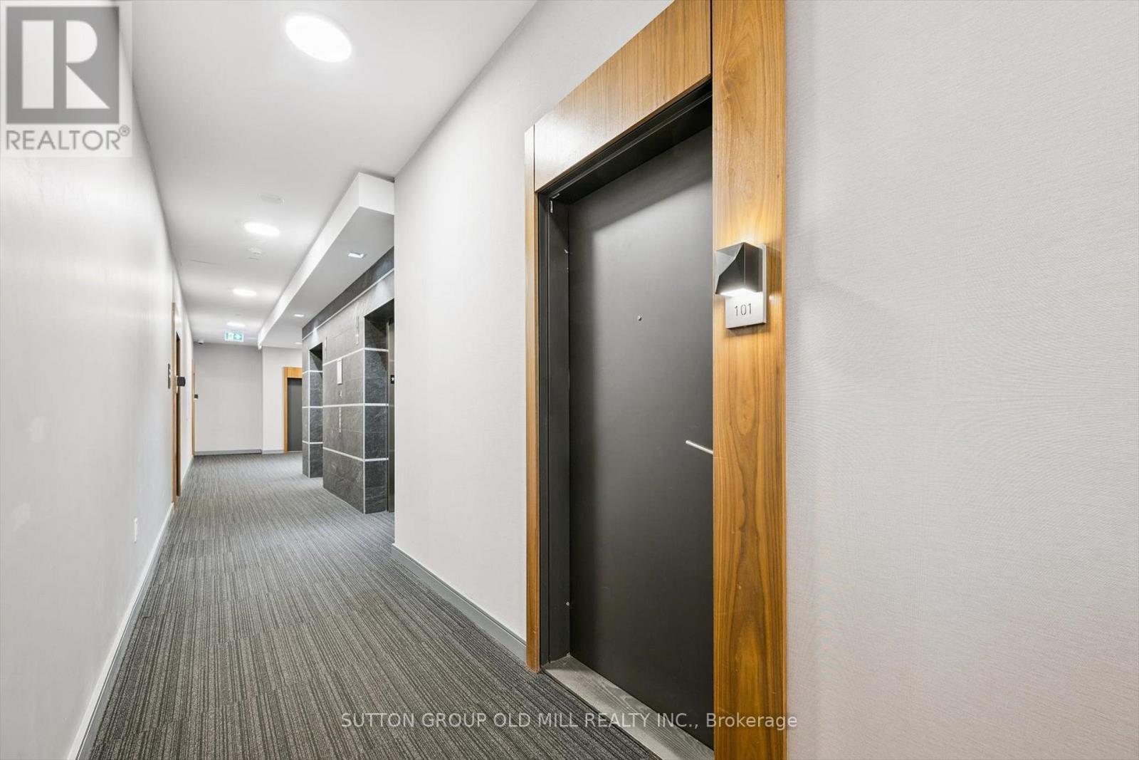 101 - 25 NEIGHBOURHOOD LANE