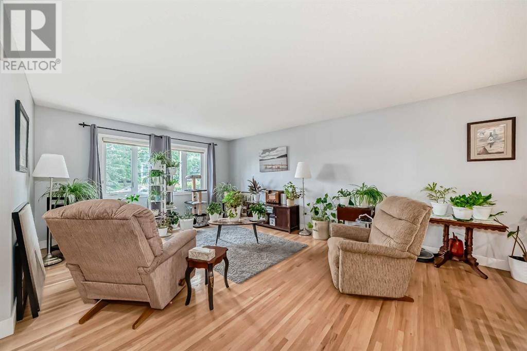 1004 Hunterston Hill NW