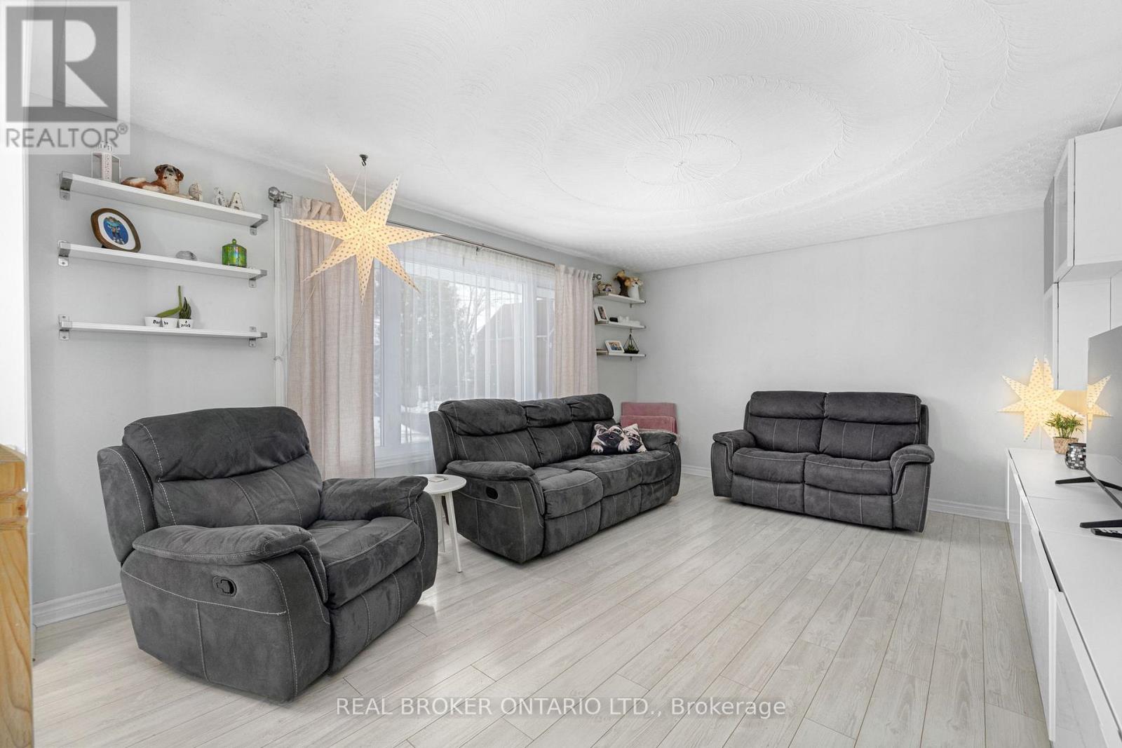 179 WELLINGTON STREET