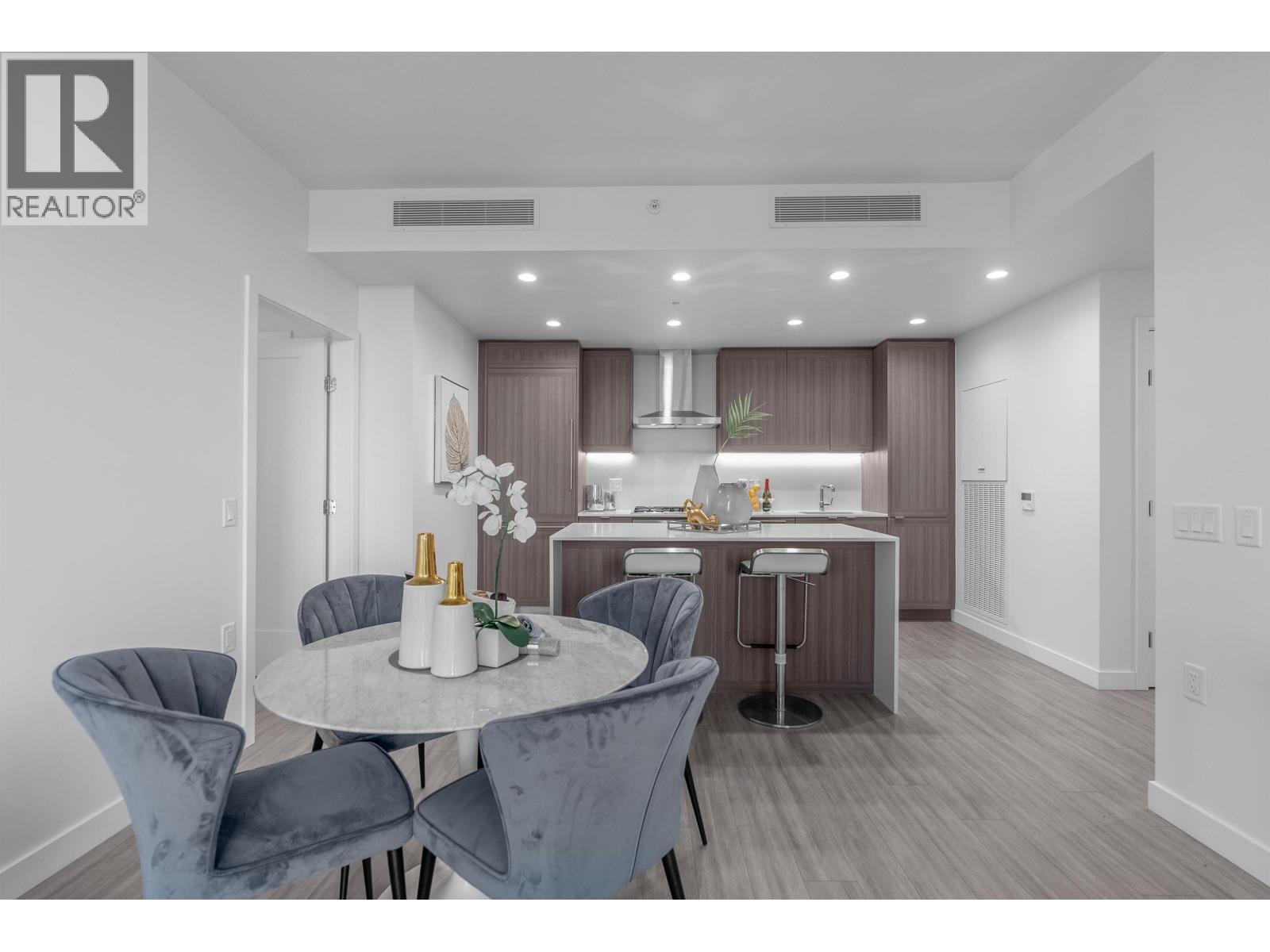 2702 2311 BETA AVENUE