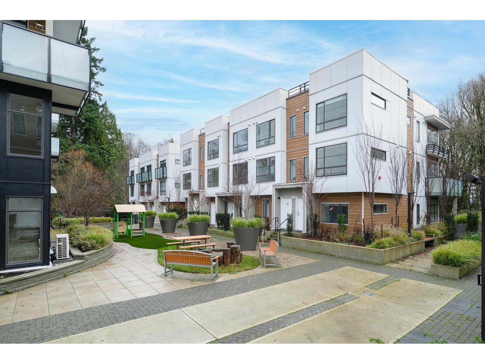 31 6328 KING GEORGE BOULEVARD