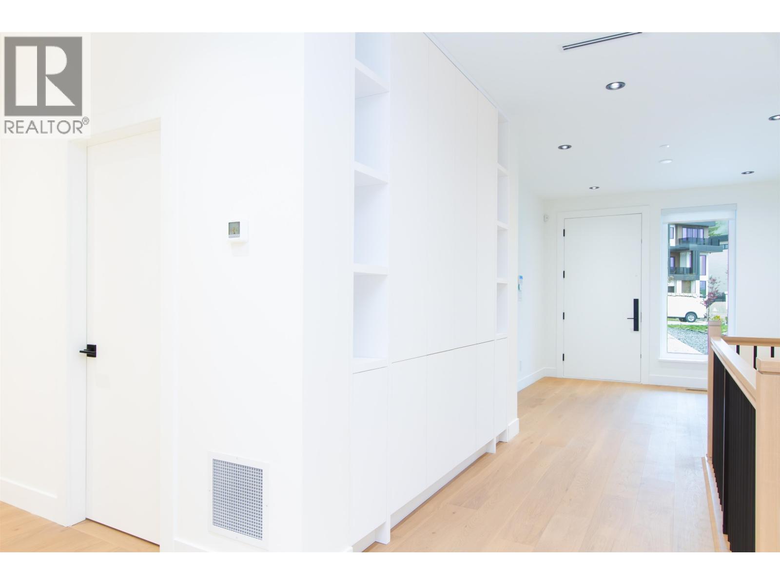 39 3385 MAMQUAM ROAD