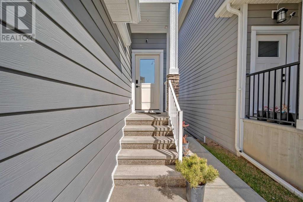 252 Walcrest View SE