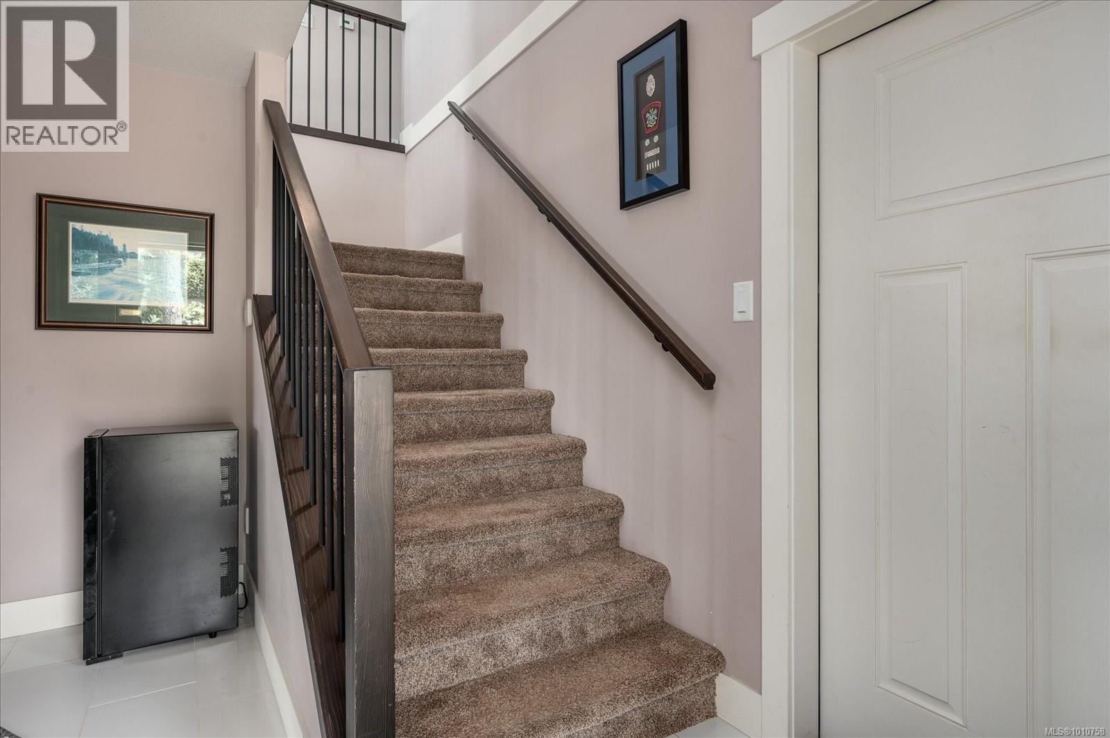 372 Cariboo Dr