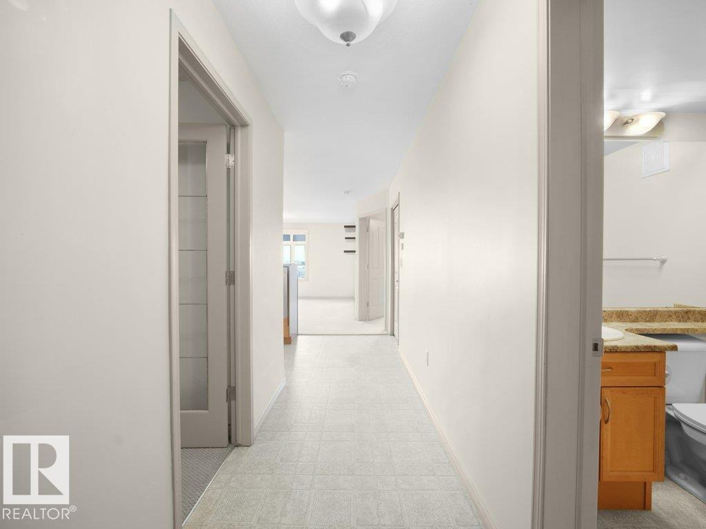 #302 1589 GLASTONBURY BV NW