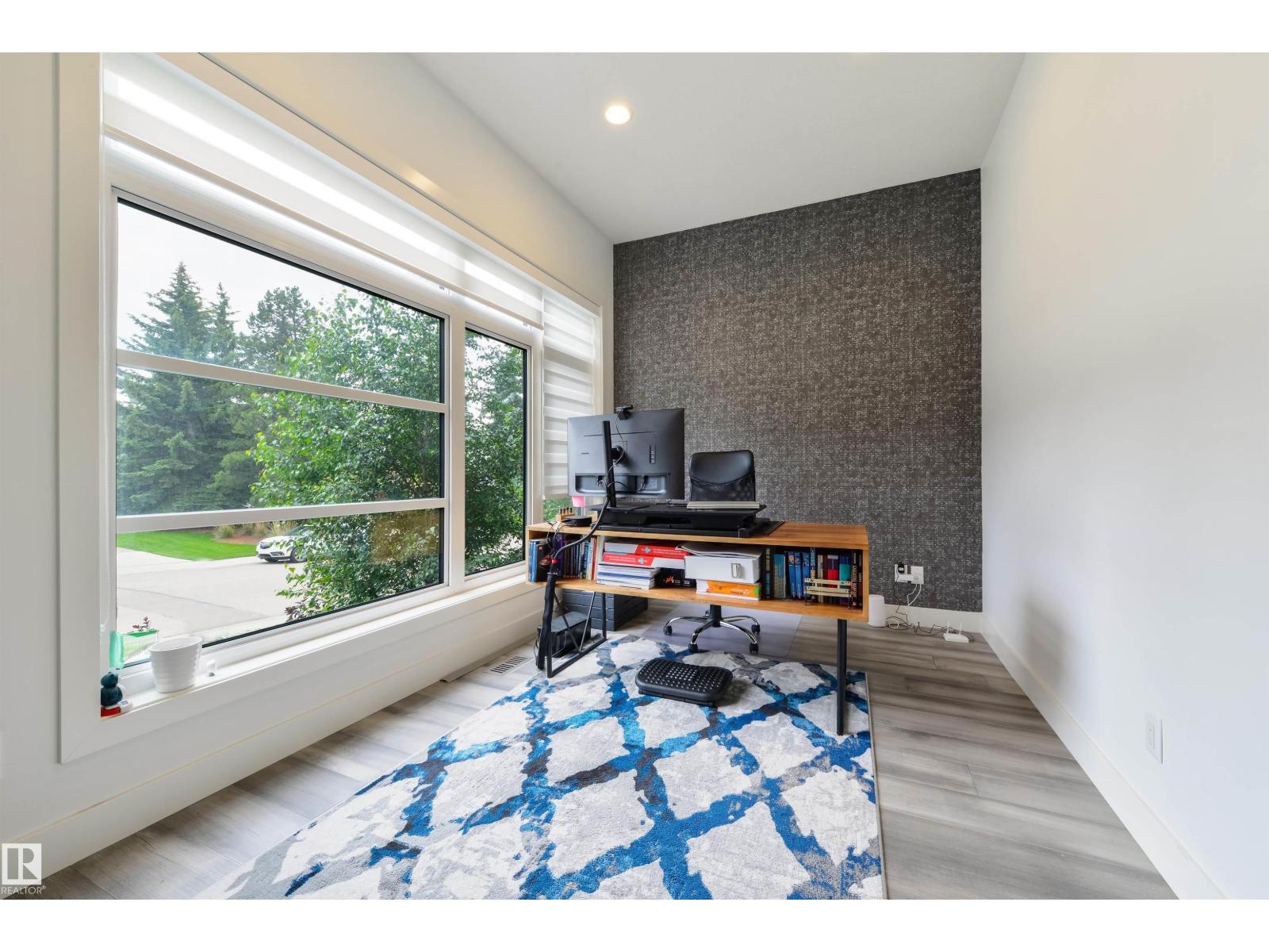 12444 LANSDOWNE DR NW