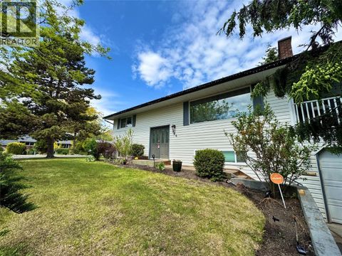 964 Tronson Drive Kelowna BC V1Y4E1